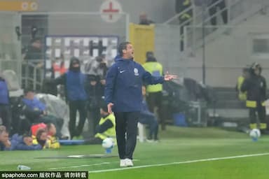 达维尔萨执教佛罗伦萨？深度解析意甲新帅人选的战术潜力与挑战_球迷_比赛