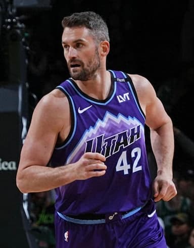 17年的爱神之旅！从小球5号王单节34分 到爵士传帮带的养老生活