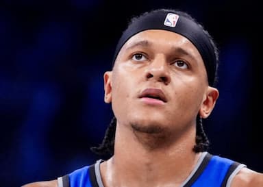 Shams：班凯罗遭遇腹股沟拉伤下场缺阵，将进入每日观察-NBA新闻